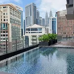 Majestic Apartment Klcc