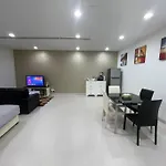 Binjai 8 Premium Soho, Klcc, Nearby Lrt By Ec