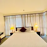 Kl Cozy Apartment At Times Square