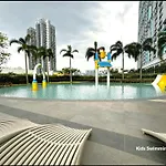 Skystays360 Kl, 60Th Floor - Close To Klcc Trx 2-Bedroom 2 Bathrooms