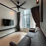 Deluxe Apartment Across Klcc