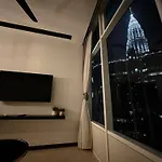Deluxe Apartment Across Klcc