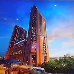 Famous Service Suite At Times Square Kl