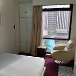 Famous Service Suite At Times Square Kl