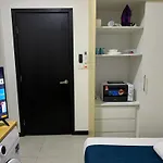 Neu Suites Junior Suite By Serenity Homes Next To Gleneagles & Lrt