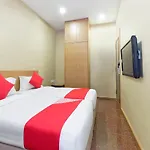 Oyo 422 Hotel Reno