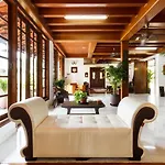Bangsar Luxury Villa By Guestready