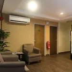Rujia Inn Hotel