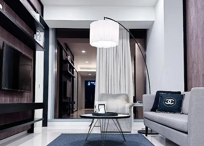 Tropicana The Residence Suites By Vv Homestay Klcc