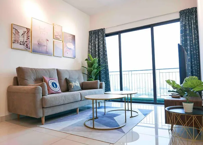 Bukit Jalil Cozy Place 5~7Pax