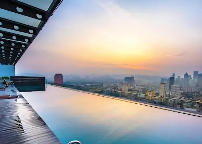 Regalia Infinity Skypool