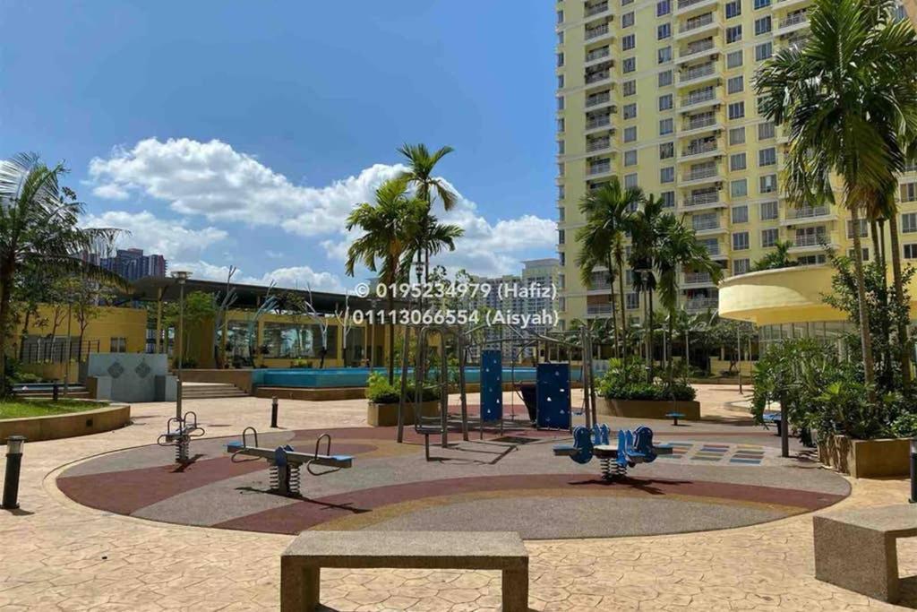 Apartment Pv12 Platinum Lake Condominium