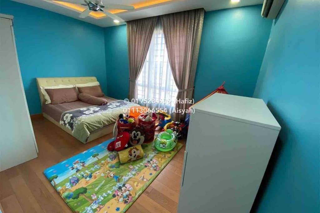 Pv12 Platinum Lake Condominium Apartment *