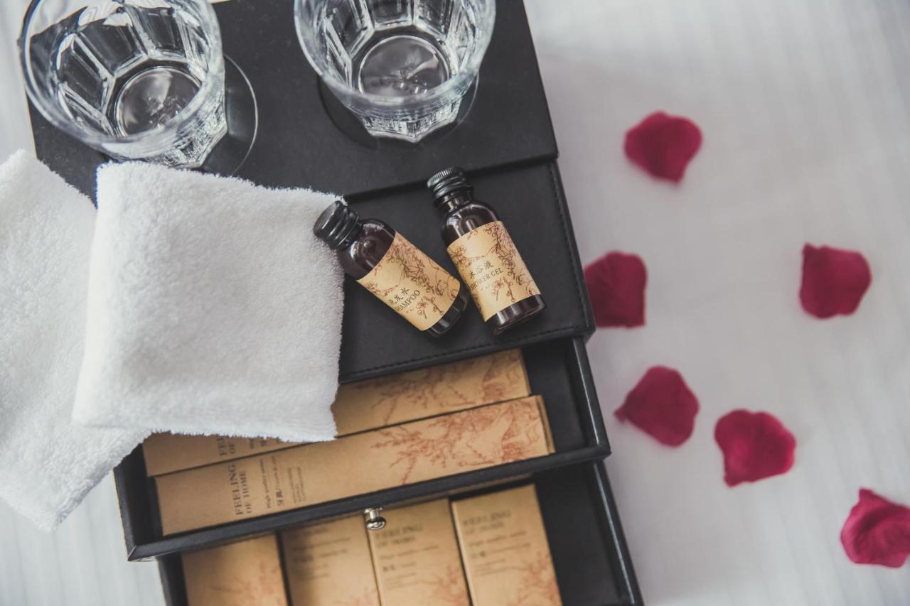 Love Romance Suite *