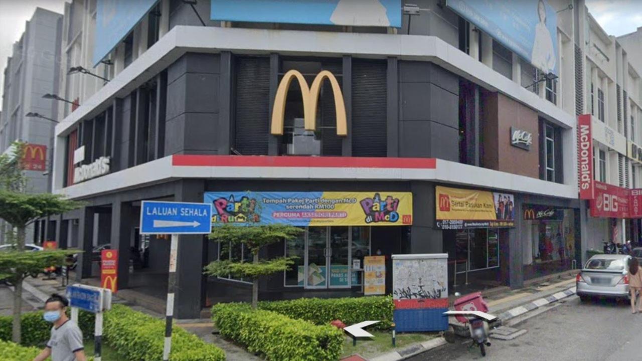 Aparthotel Shoppingmall Sri Petaling, Near Bukit Jalil 1