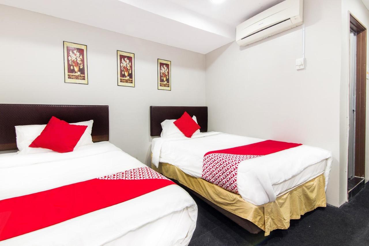 Oyo 90373 Sri Rampai Hotel 2*
