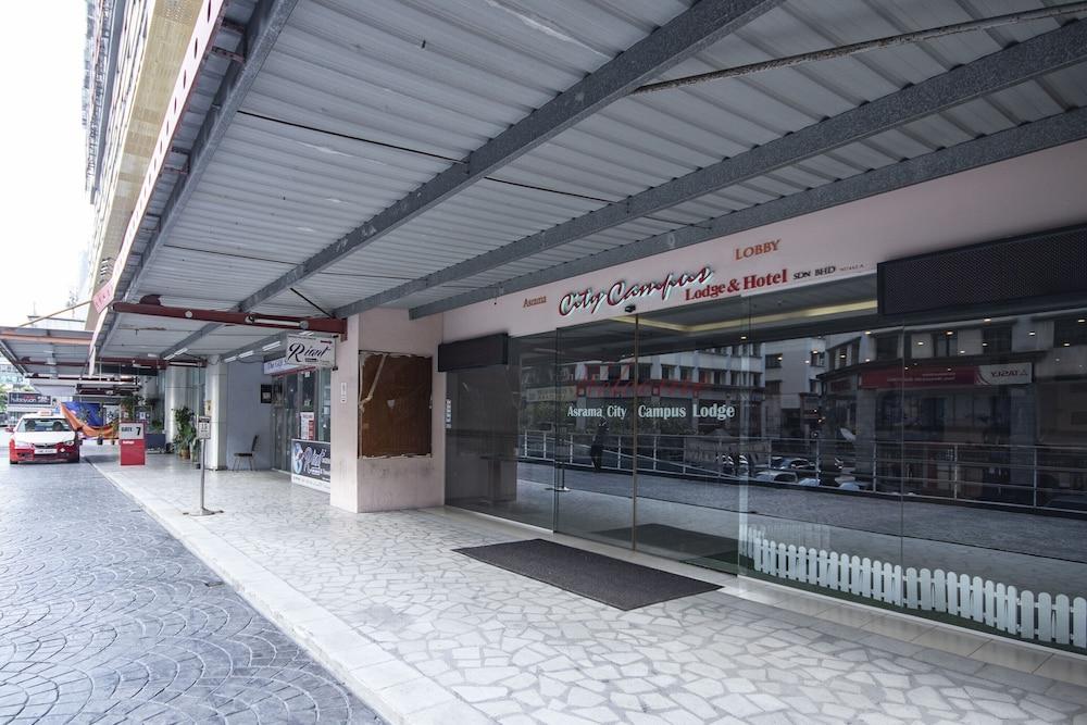 Hotel Campus And 2*