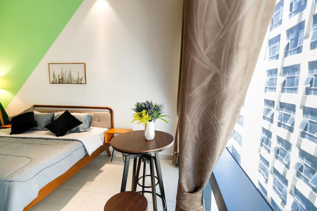 3 Tower By Plush Apartment *