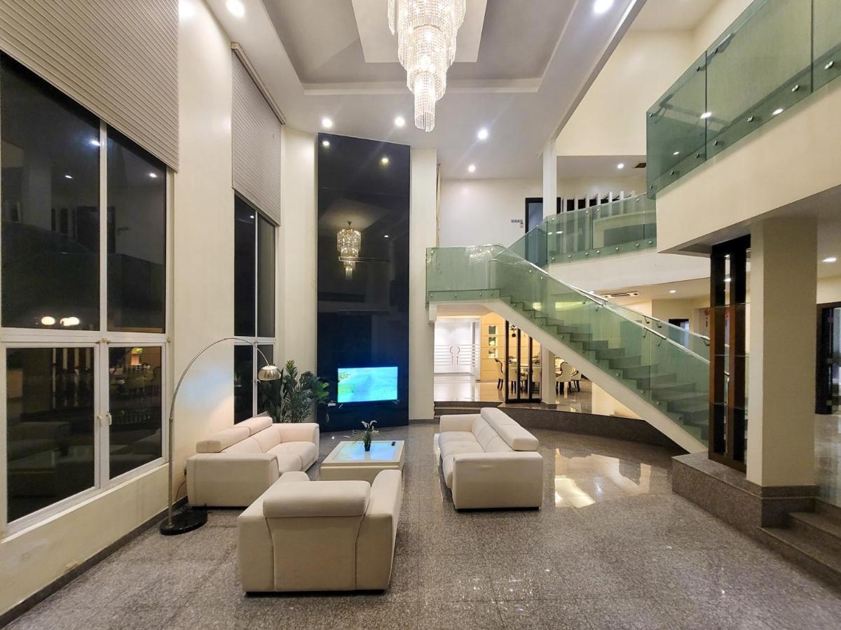 B1. The Big House With Pool @ Kl Cheras Midah Villa Kuala Lumpur