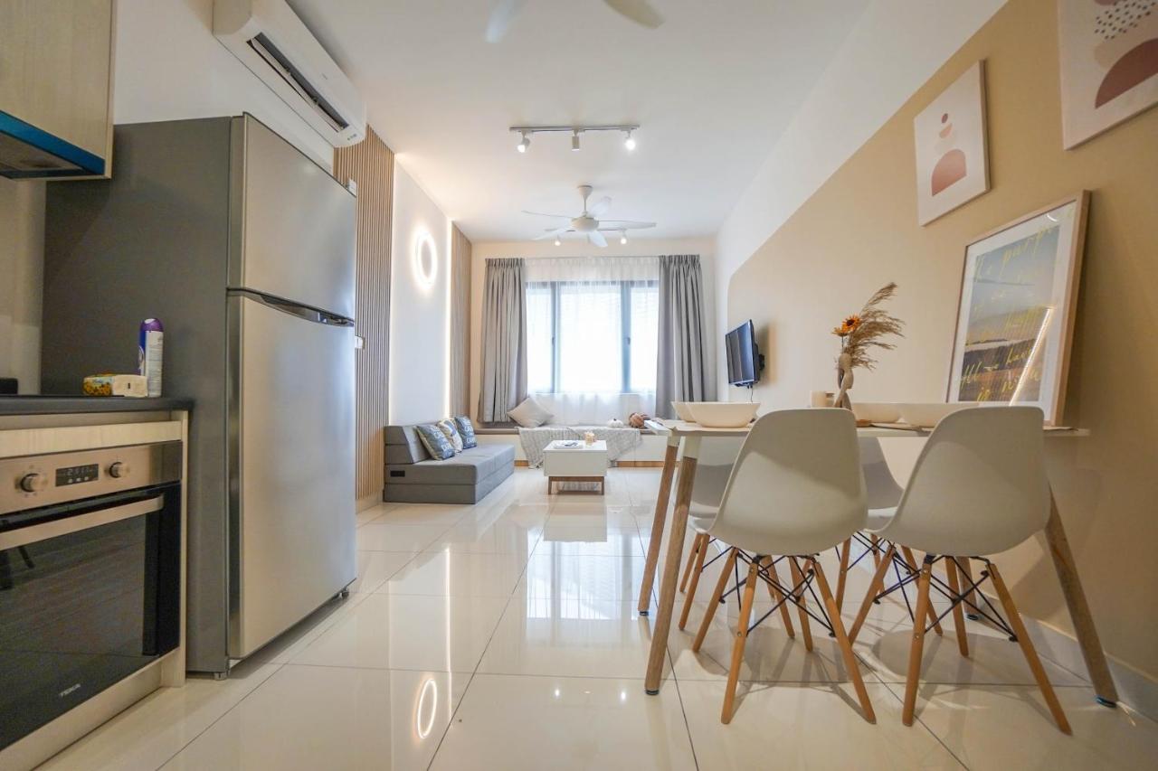 Sunway Velocity Mall By Unimax Apartment Kuala Lumpur