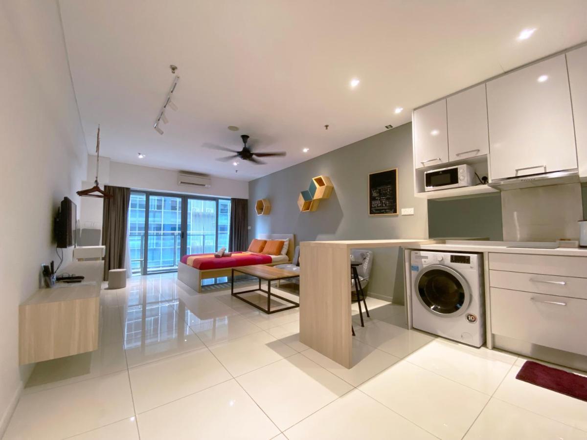 Mercu Summer Suite Klcc @ Penguin Homes Apartment