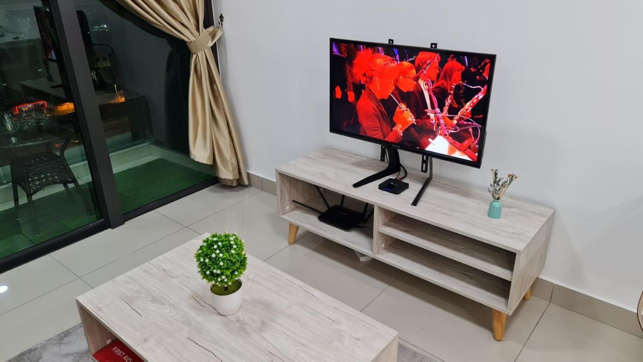 Apartment Luxury 5star 2room Mid Valley Sunway By Stayz