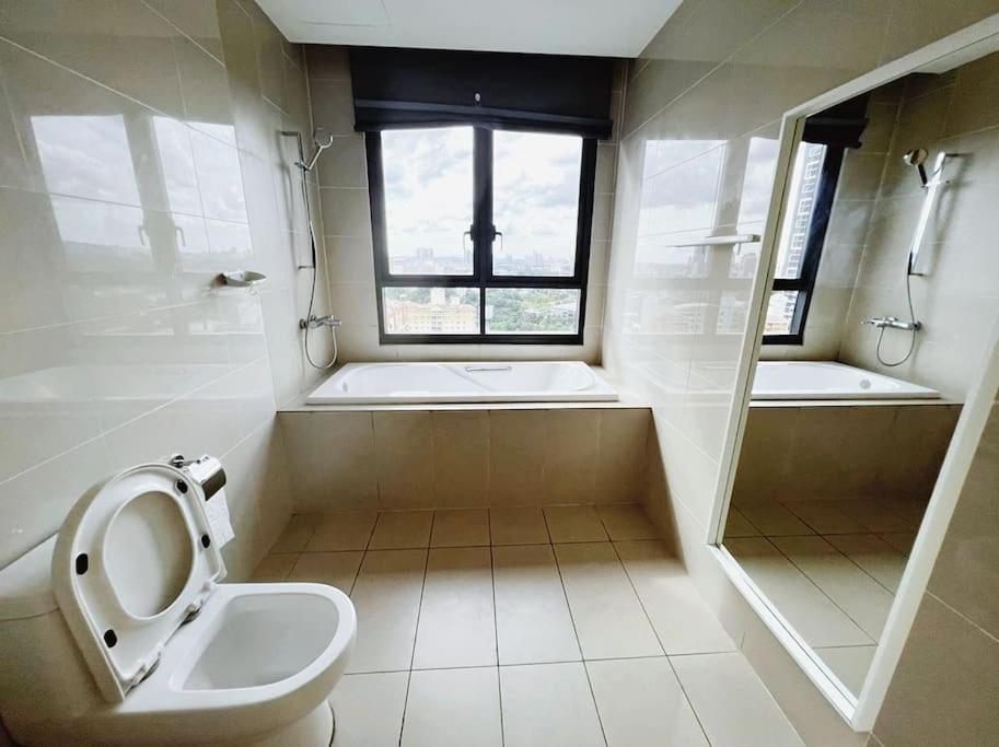 Promoconnected Train 2 Bedroom Căn hộ Kuala Lumpur