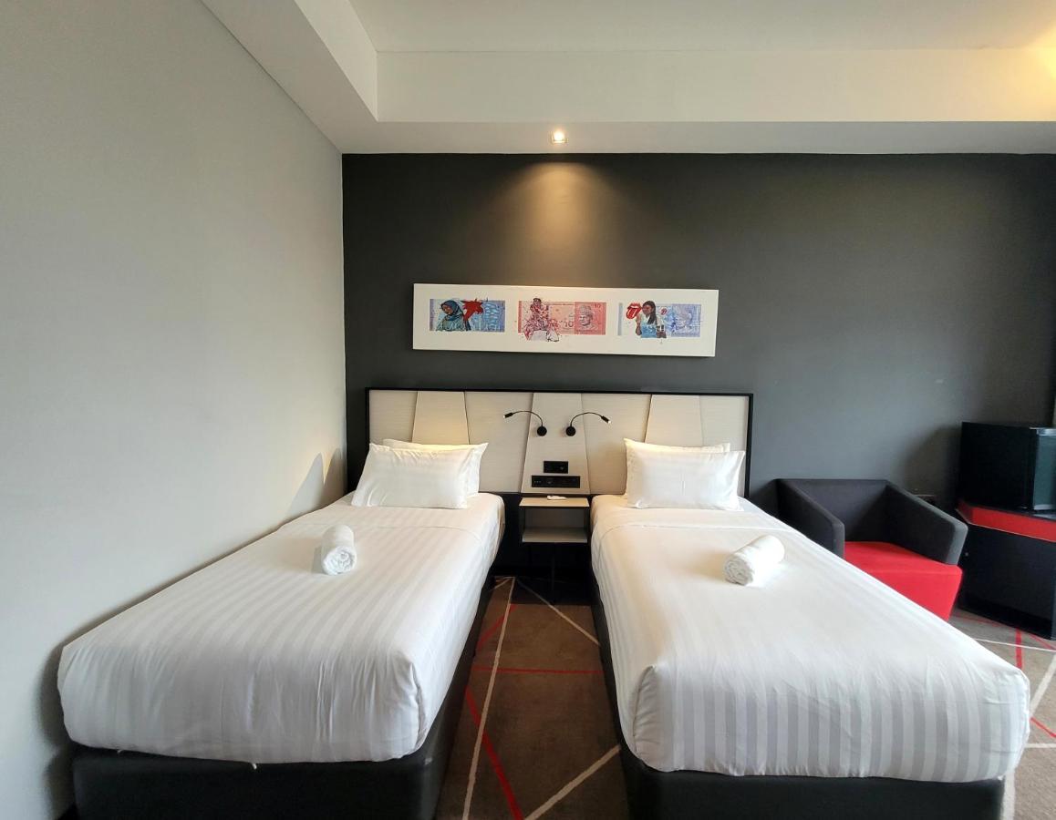 M101 By Asiapex Apartment *