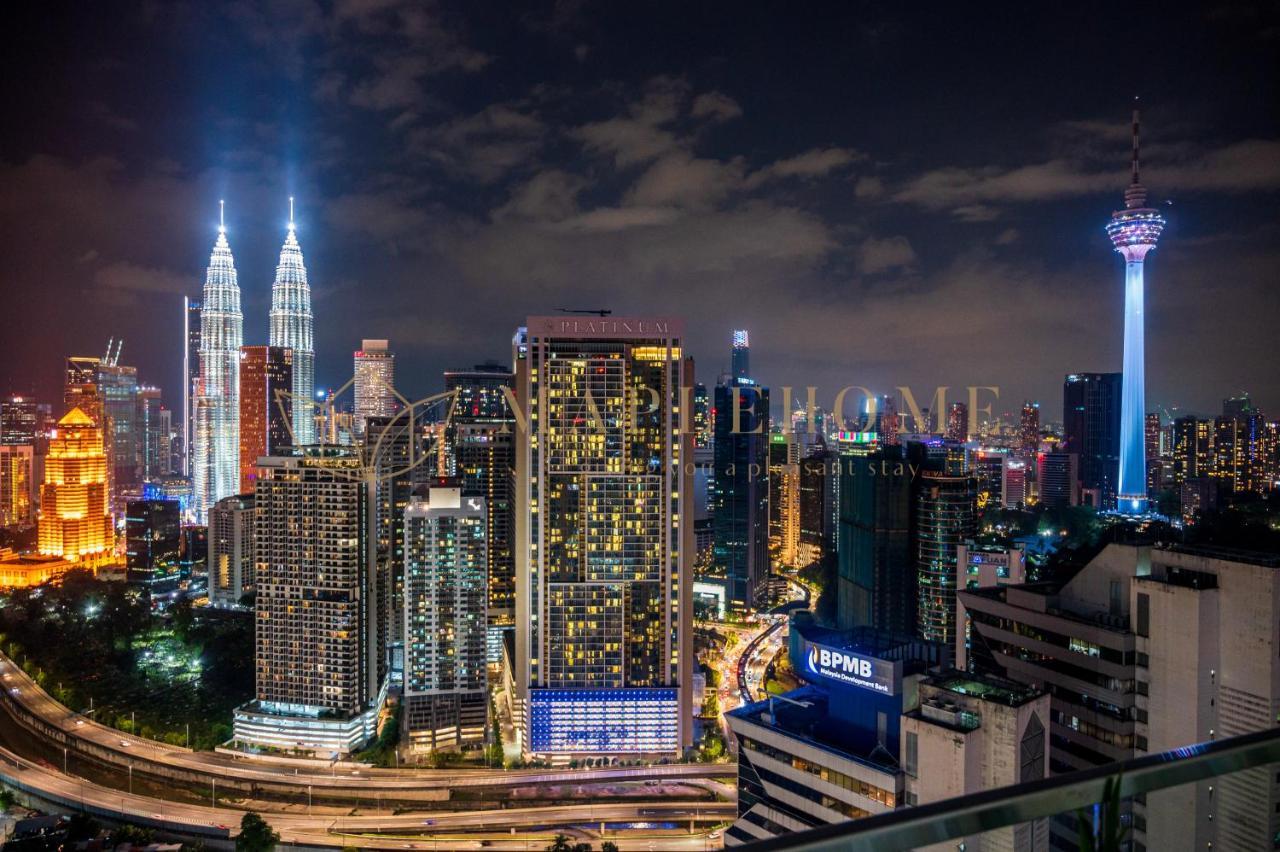 Apartemen The Colony And The Luxe Premier