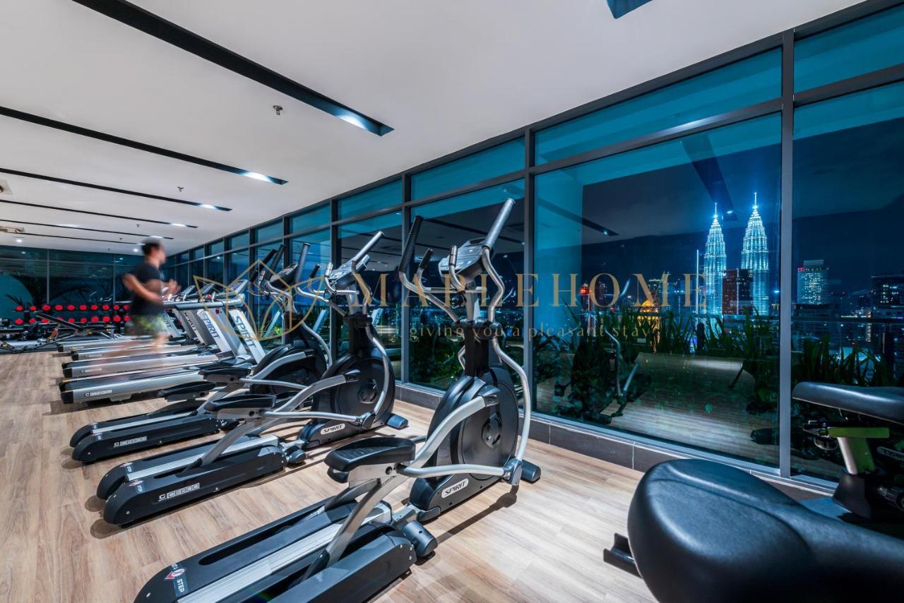 Apartemen The Colony And The Luxe Premier *
