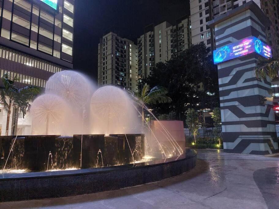 Apartment Staycation Hots @ Sunway Velocity Mall *