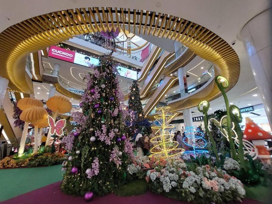 Apartment Staycation Hots @ Sunway Velocity Mall