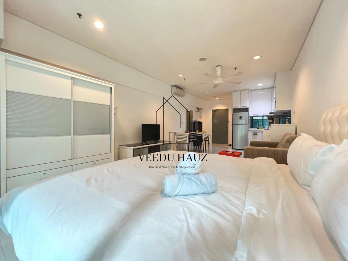 Mercu Summer Apartment