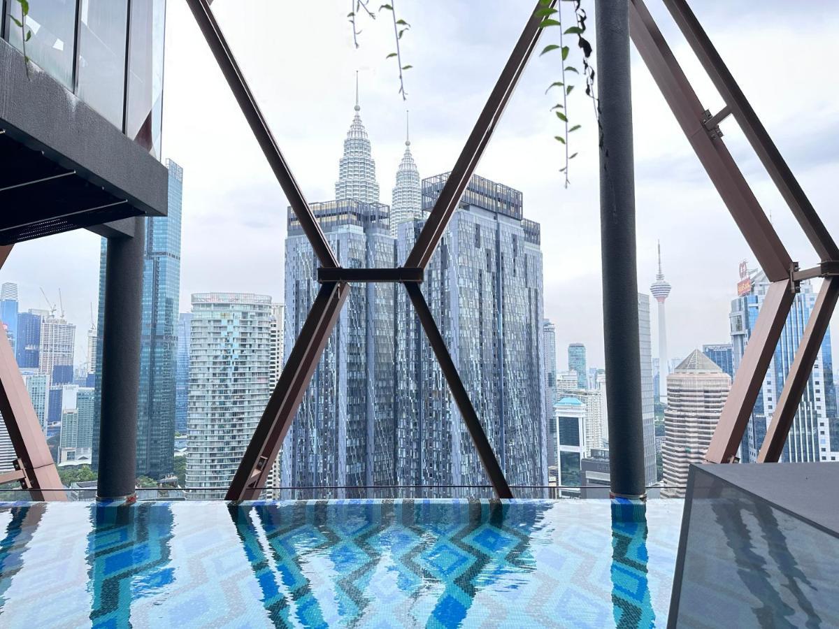 Scarletz Klcc Twin Tower By Purple Orchid Apartemen *
