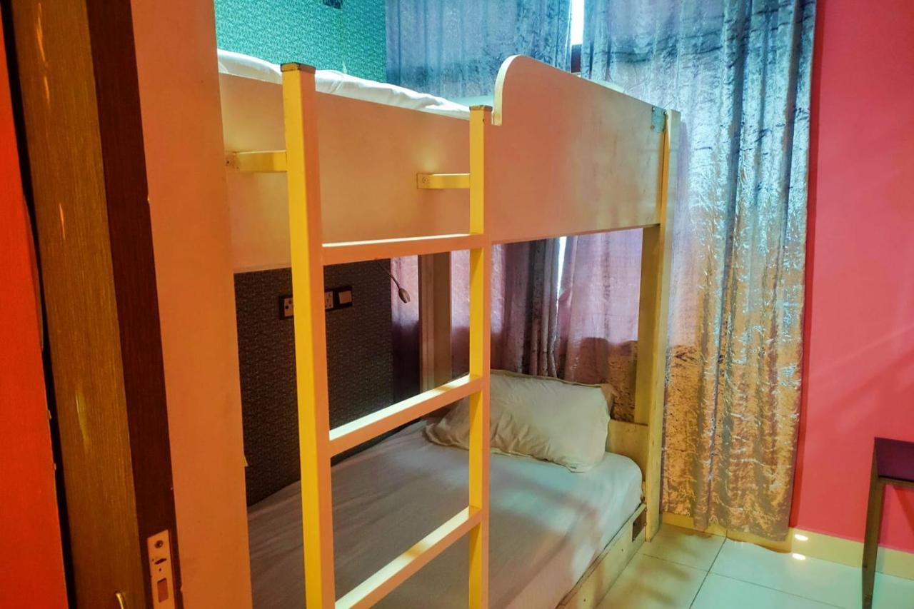 Hotel Arenaa Galaxys 2*