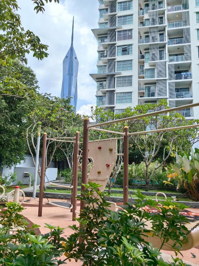 703 Klcc 5 Minutes To Alor Street Ceylon Pavilion 3 For 10 Pax Apartment Kuala Lumpur