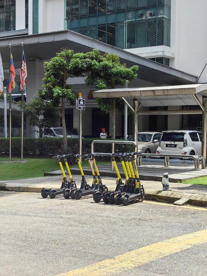 Apartment 703 Klcc 5 Minutes To Alor Street Ceylon Pavilion 3 For 10 Pax