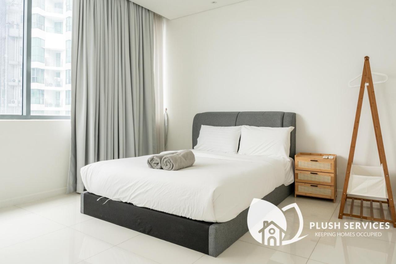 Apartment Summer By Plush *