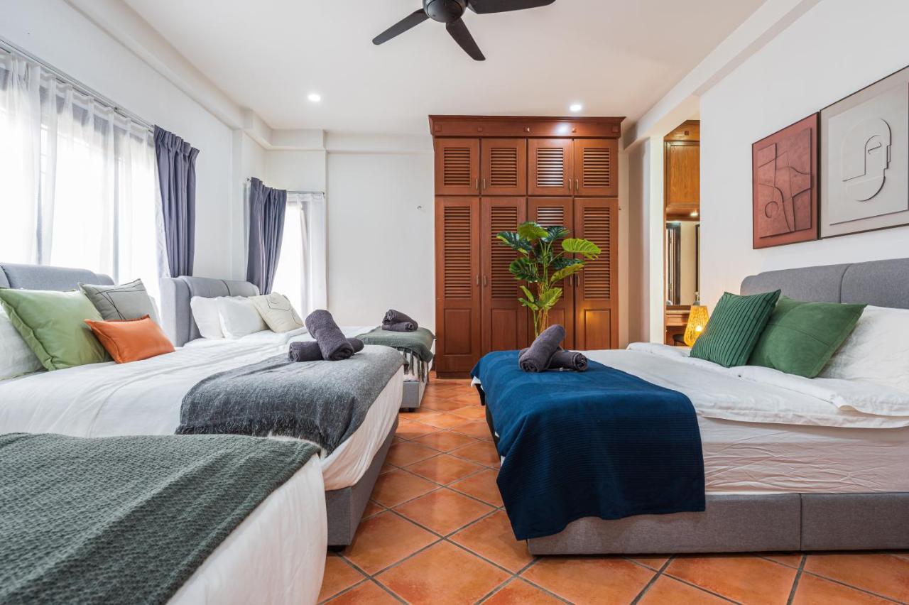 Tropical Bliss Luxe 5br 30pax Private Pool Kl By Verano Villa Kuala Lumpur