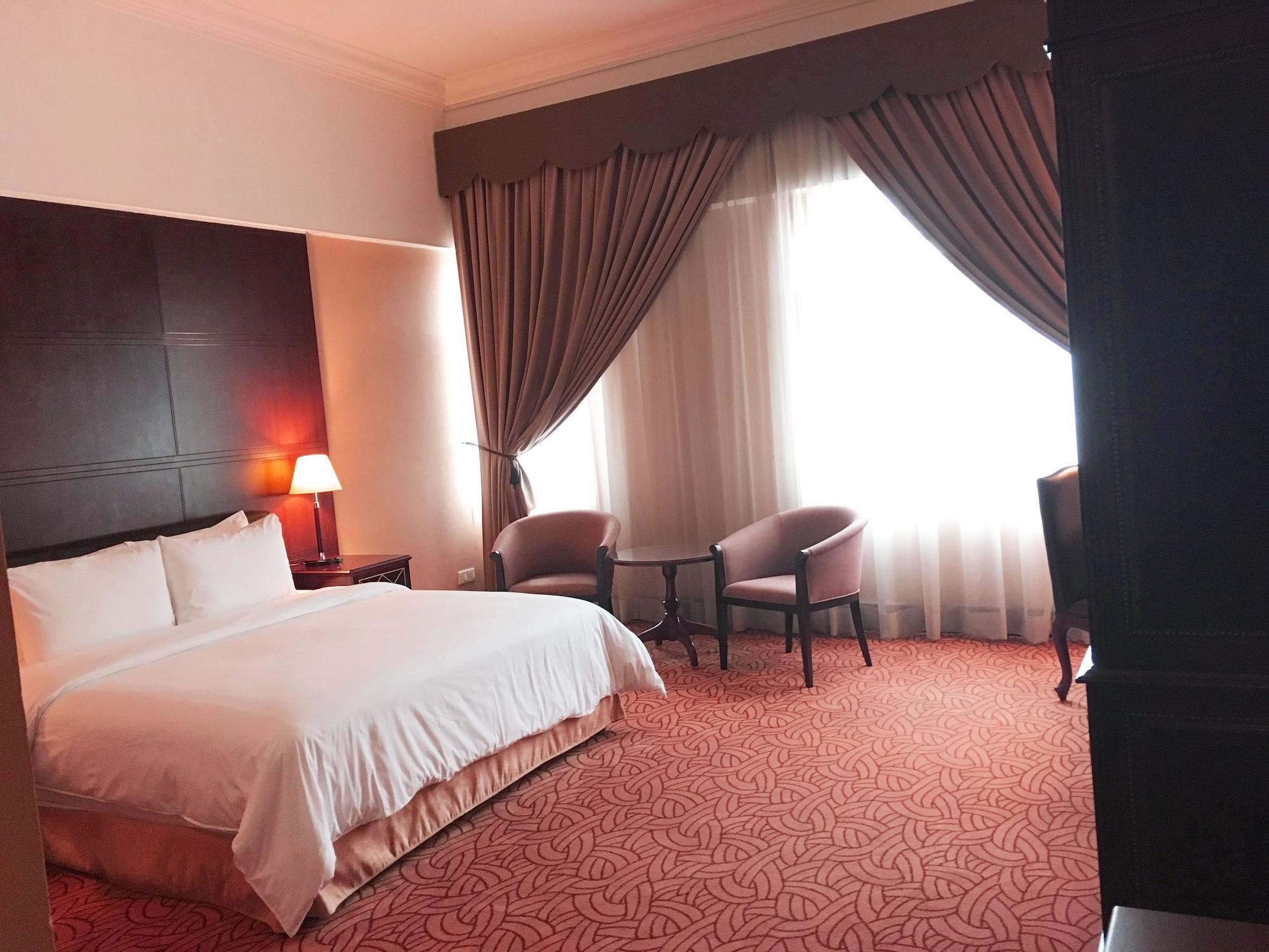 Hotel The Regency