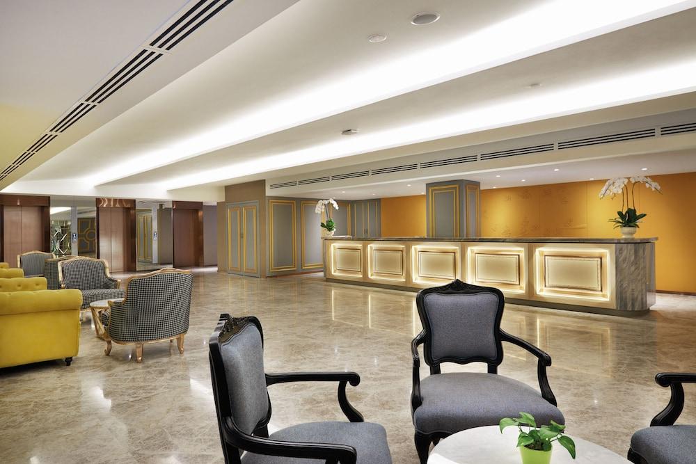 Hotel Cosmo