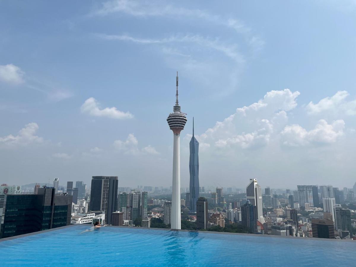 The Platinum Klcc By Sky Pool *