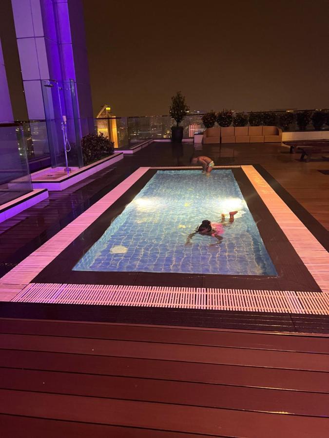 The Platinum Klcc By Sky Pool * Kuala Lumpur