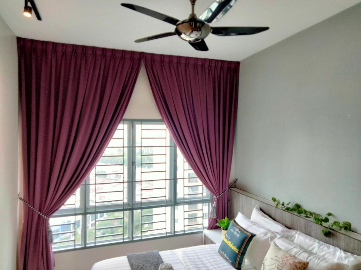 Apartamento Oug Signature 3br 6pax Old Klang Road