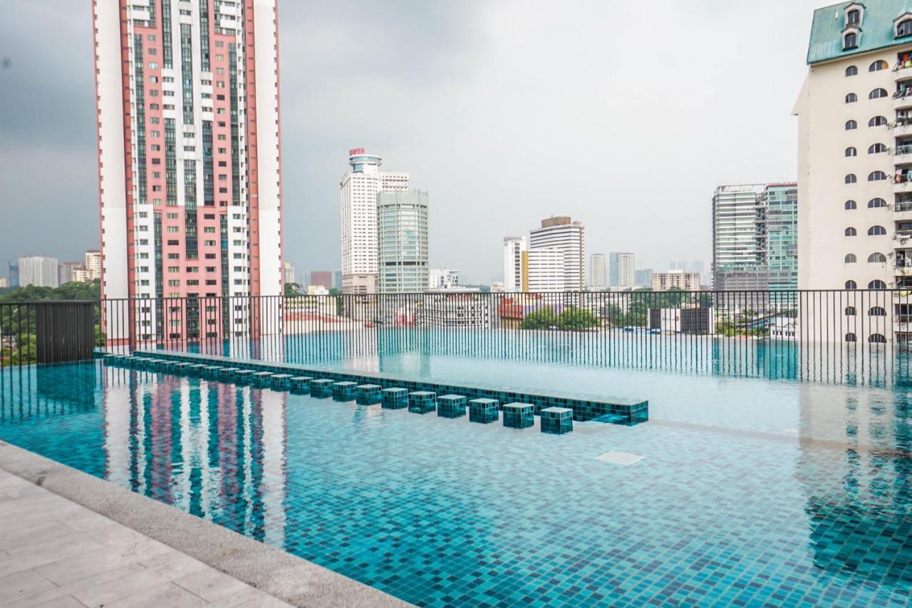 Chambers Klcc Pwtc By Unimax Apartemen *