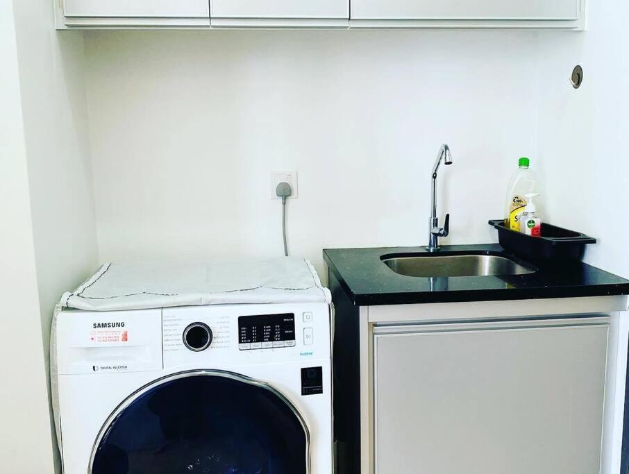 Super King-sized Studio-revo Apartment