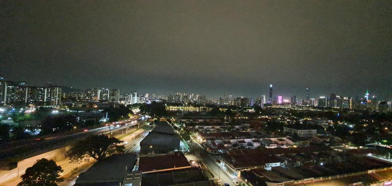 Homestay The Elements Jalan Ampang Kuala Lumpur