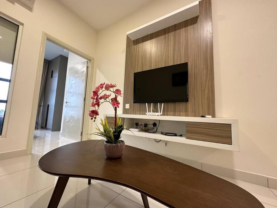 Arte Petfriendly 6pax Netflixytb Apartment Kuala Lumpur
