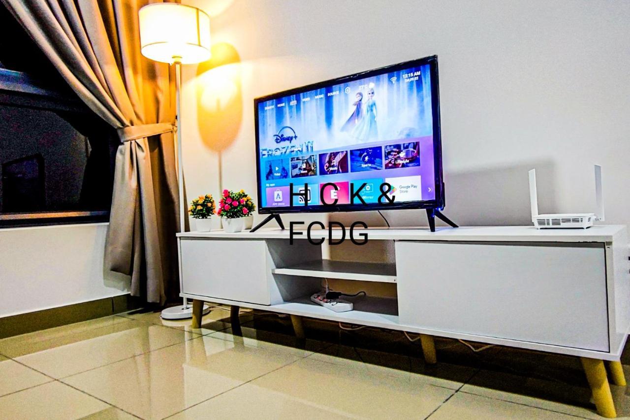 Sunset View At M-vertica By Hck Apartment *