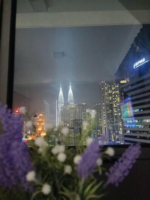 Apartment Cls 16b Klcc Balcony View